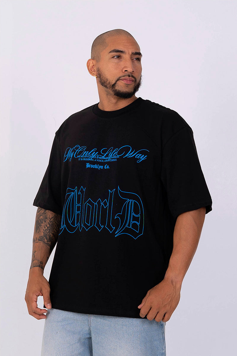 Camiseta oversize believe dog