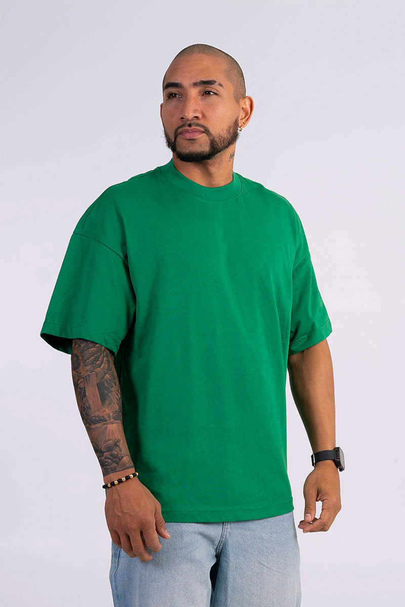 Camiseta regular básica verde
