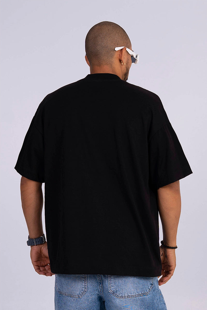 Camiseta oversize ovni