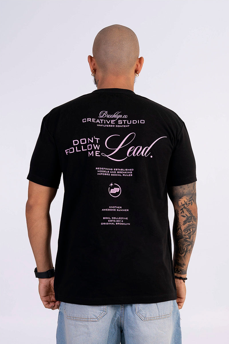 Camiseta regular lead