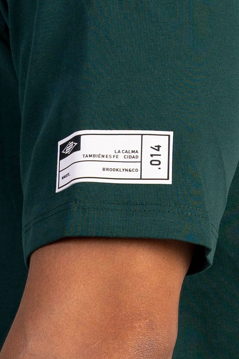 Camiseta regular corte verde