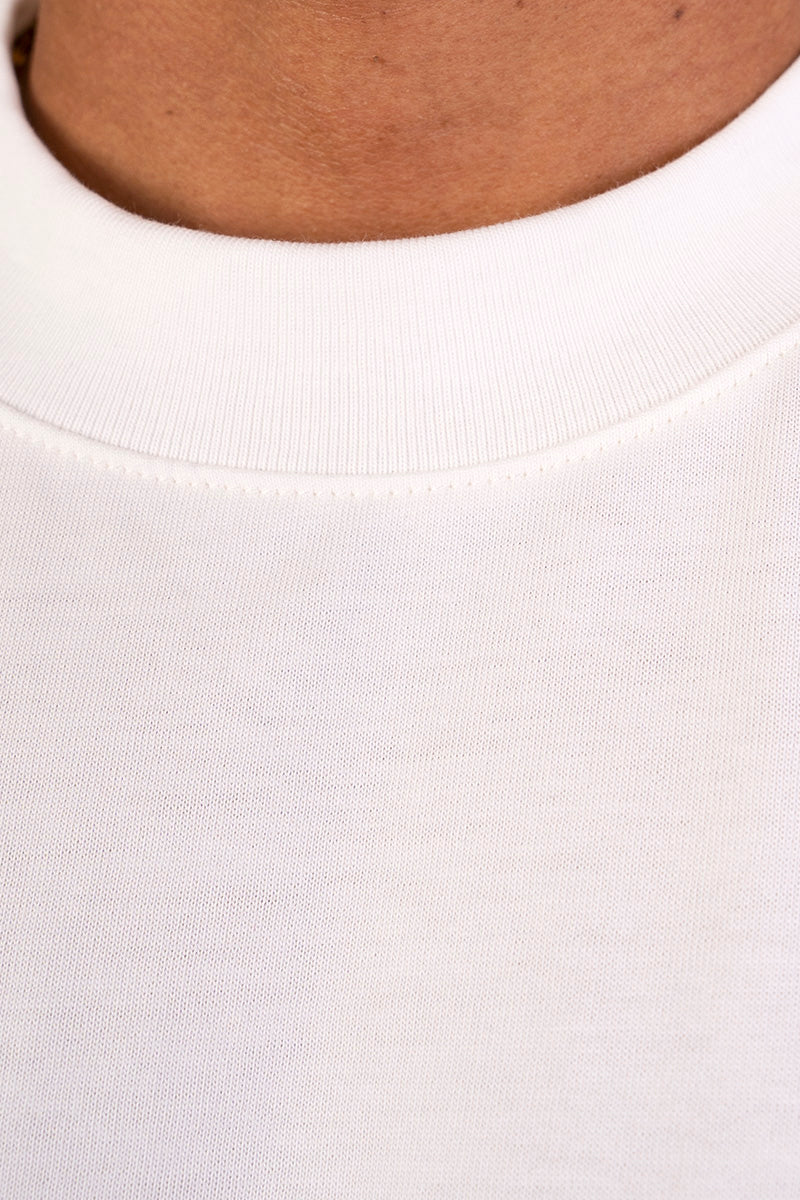 Camiseta oversize blanco hueso