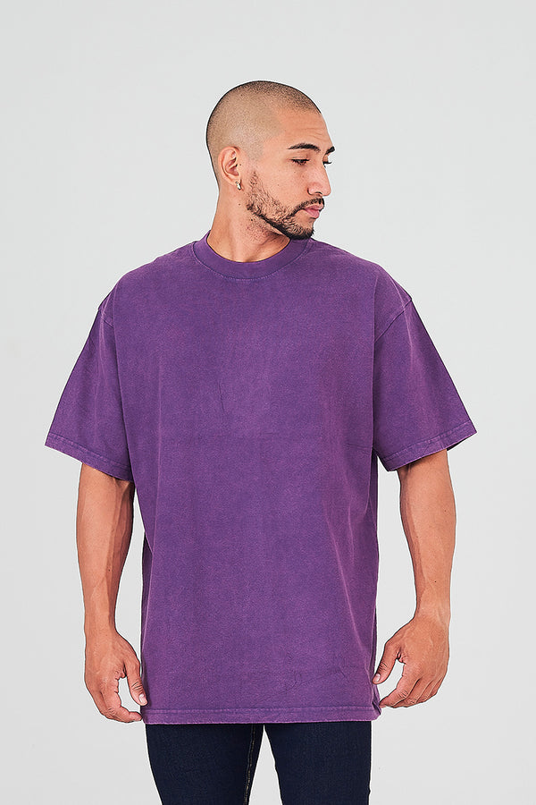 Camiseta oversize cuello redondo violeta