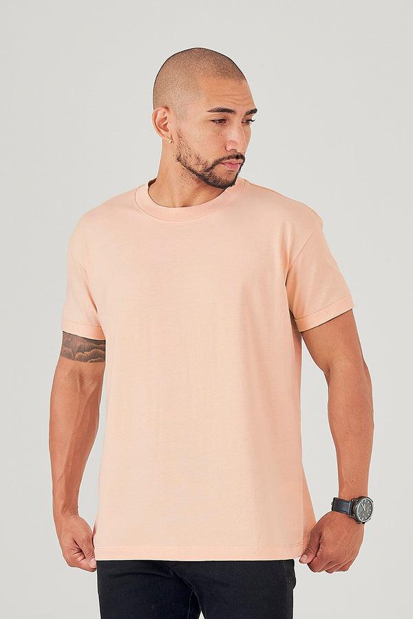 Camiseta básica regular rosada