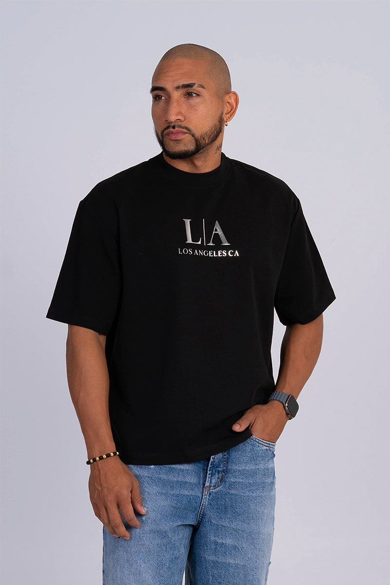 Camiseta boxy fit aplique LA